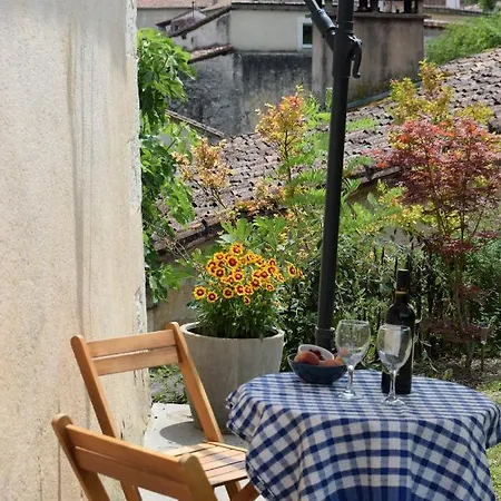 La Maison Du Tourniquet *