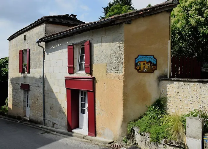 La Maison Du Tourniquet Apartamento Aubeterre-sur-Dronne